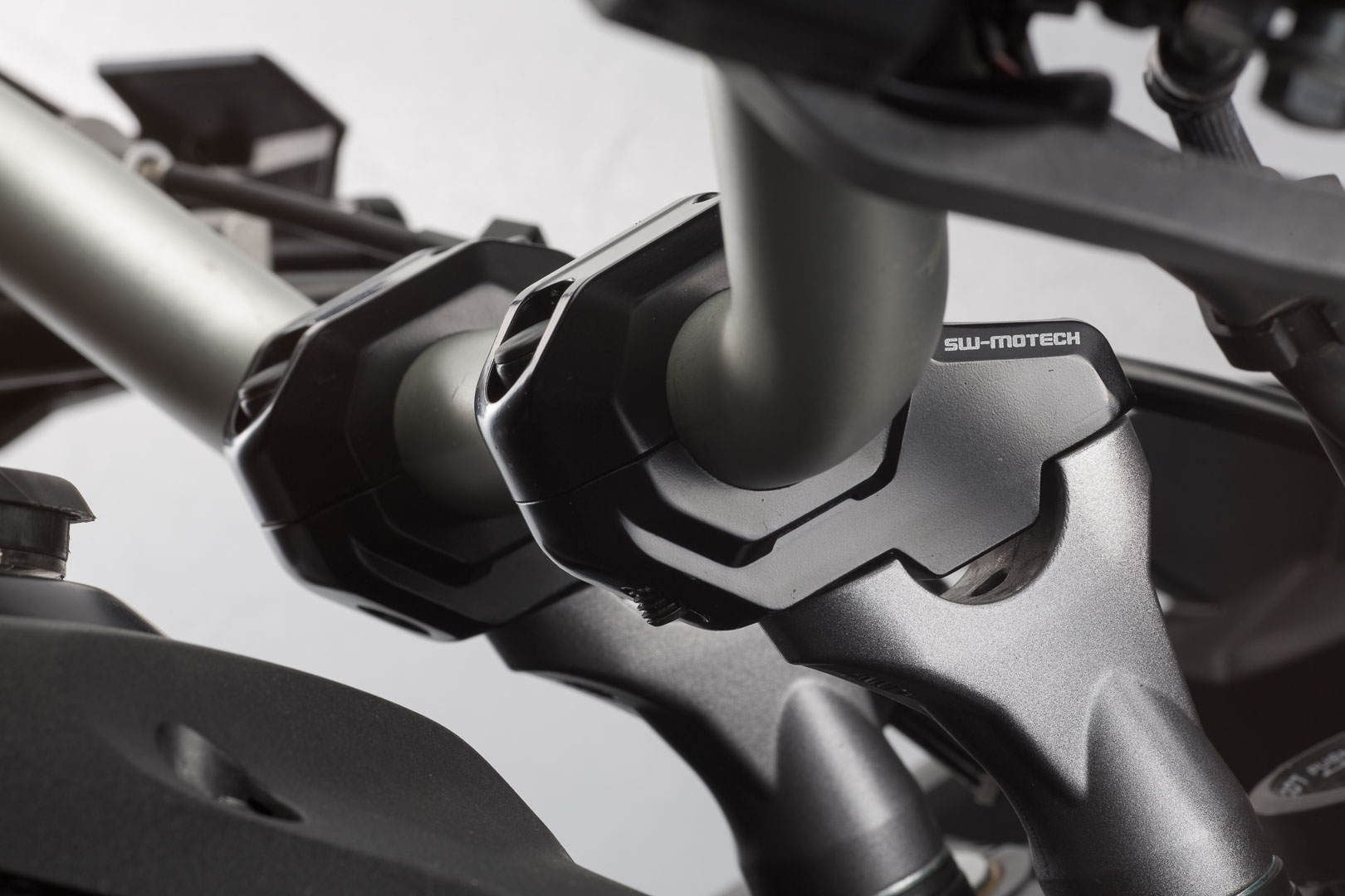 Lenkerverlegung für Ø 22 mm Lenker – Bild 2